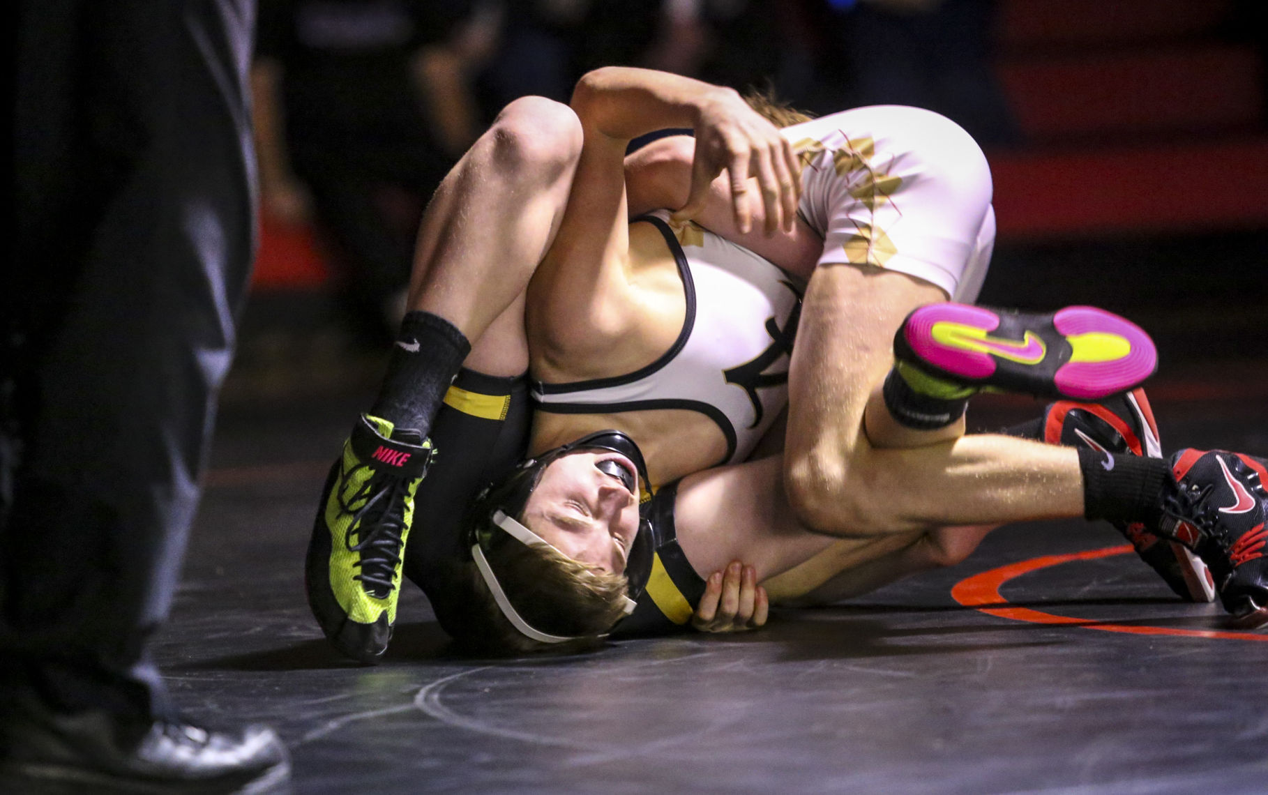 012418-BETTENDORF-ASSUMPTION-WRESTLING-024